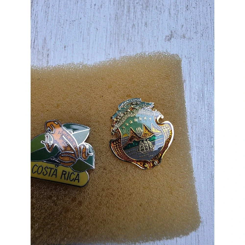 5 Costa Rica Enamel Lapel Pin Set Toucan Frog Orchid Oxcart Coat of Arm Souvenir